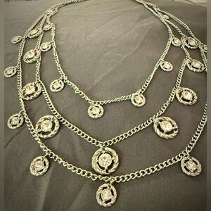 3 Strand Y2K Vintage Medallion Necklace